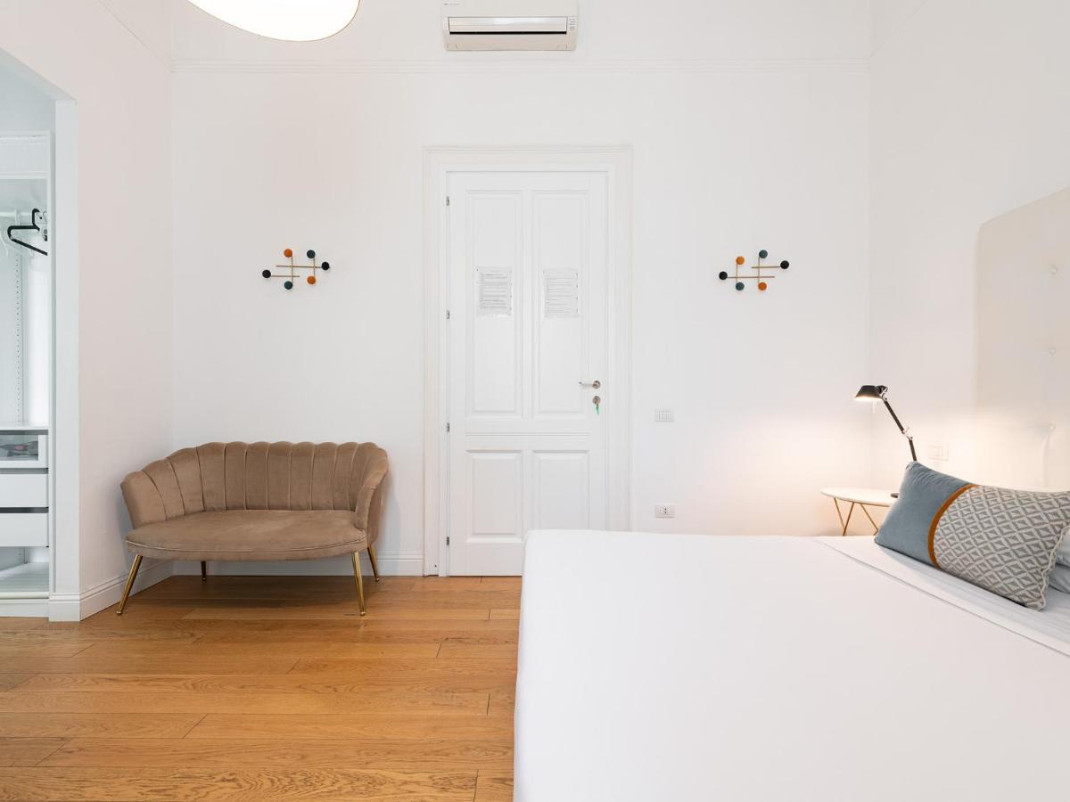 Pley Boutique Del Centro Hotel Cagliari Exterior photo